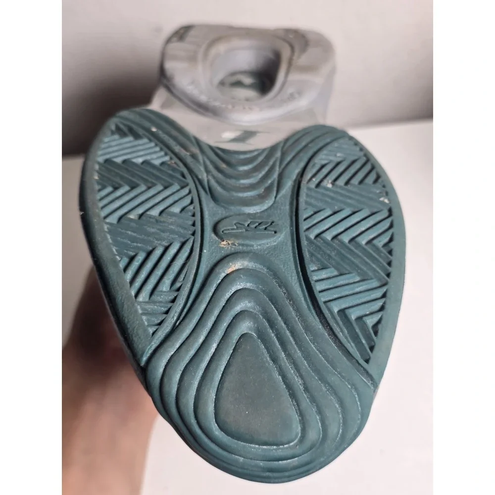 Size 8 1/2 - iverson reebok answer IV Teal Green
